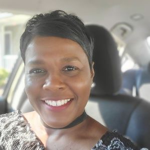 Meet your Posher, Sylvia